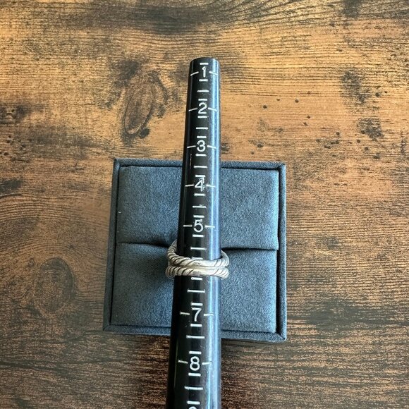 David Yurman Albion Ring w/ White Agate - 16mm - Size 6 - DEFECT - Picture 14 of 14